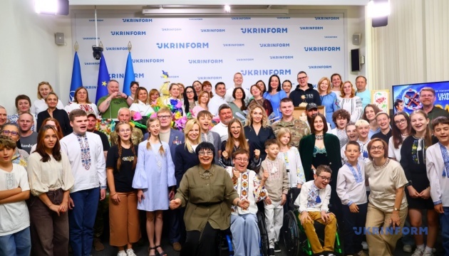 Презентація результатів інклюзивного культурно-мистецького проєкту «Коло незламних»