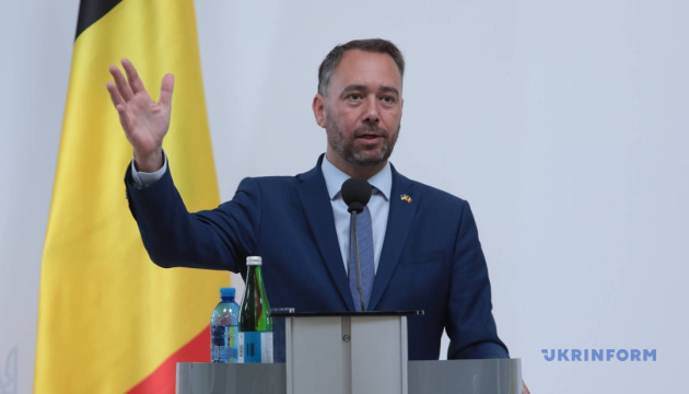 Ministro de Exteriores: Bélgica destinará fondos adicionales a la defensa, la sanidad, la educación y la reconstrucción de Ucrania