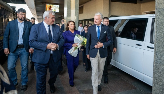 Litauischer Präsident in Kyjiw eingetroffen
