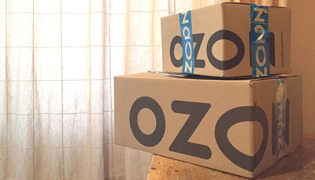 У Росії акції Оzon обвалилися на 27% після ударів ЗСУ по складах