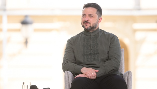 Selenskyj: Ukraine bekommt neue Hilfspakete, mehr Flugabwehr und Finanzierung für Drohnenproduktion