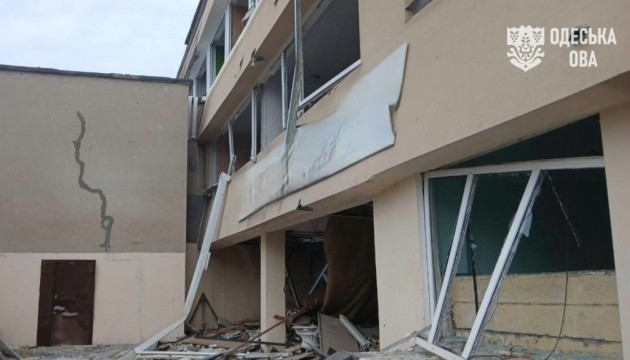 À Odessa et dans la région, l'attaque russe a endommagé des infrastructures, 2 établissements scolaires et un immeuble