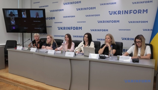 Вкрадене дитинство: боротьба батьків за право бути поруч зі своїми дітьми