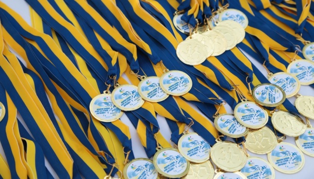 Громада Будапешта провела патріотичний забіг «Шаную воїнів, біжу за Героїв України»