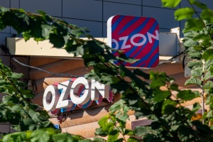 Російський Ozon оцінив збитки від дронових атак по своїх логістичних об'єктах