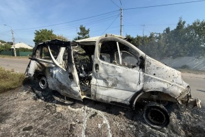 Rusos atacan un vehículo civil, dejando dos muertos y cuatro heridos, en Kramatorsk