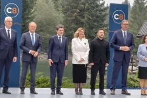 Zelensky anuncia el lanzamiento de una nueva iniciativa, los Ocho de los Cárpatos