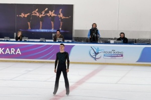 Український фігурист Курцев  здобув «срібло» юніорського Гран-прі в Анкарі