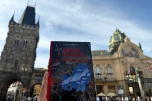 У Празі презентували книгу «Вижити в Гостомелі: 21 історія з міста-героя»