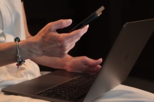 Narracje antyukraińskie radykalizują się w polskim segmencie internetu – ekspert

