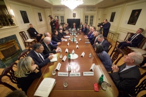 Zelensky meets with U.S. experts and think tank leaders