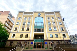 Russian attack damages building of Ukraine's High Council of Justice in Kyiv, six injured