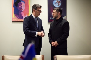 Selenskyj: Britischer Premierminister versicherte, dass Sanktionen gegen Fridman und Usmanow nicht aufgehoben werden