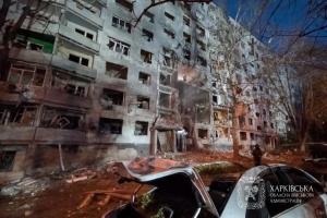 ハルキウをロシア軍が空爆　２５名が負傷、住宅損傷