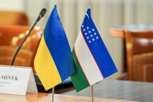 Ucrania y Uzbekistán firman un protocolo de liberalización del transporte de mercancías bilateral y en tránsito