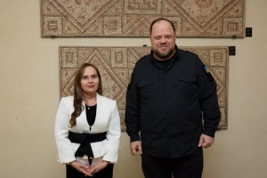 Stefanchuk aborda el regreso de los niños ucranianos secuestrados por Rusia con la presidenta del Parlamento de Costa Rica 