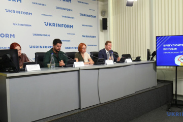 Громадські організації закликають Раду невідкладно врегулювати обіг нікотинових виробів