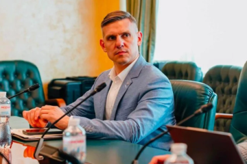 Кабмін відсторонив від обов'язків голову Адміністрації судноплавства