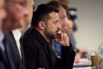 Zełenski wezwał kanadyjskich przedsiębiorców do włączenia się w odbudowę Ukrainy