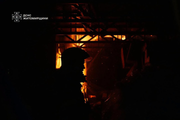 На Житомирщині двоє людей постраждали під час удару росіян по підприємству