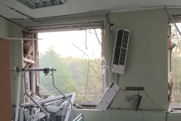 Russische Drohnen griffen am Morgen Saporischschja an – ein Verletzter, Krankenhaus in Brand