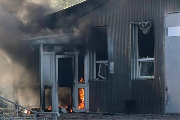 У Броварах через падіння уламків дрона виникла пожежа на підприємстві