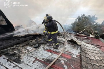 Росіяни у Слов’янську вдарили дроном по рятувальниках, які гасили пожежу