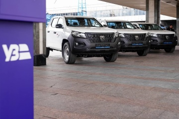 «Укрзалізниця» отримала від Німеччини ще 10 автомобілів для відновлення інфраструктури