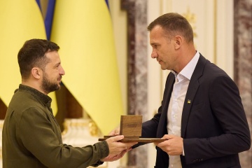 Зеленський привітав Андрія Шевченка з 50-річчям