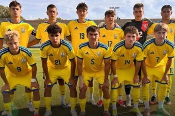 Українські футболісти-юнаки перемогою завершили збір в Іспанії