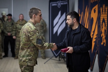 Зеленський нагородив військових за участь в операції «Вівальді»