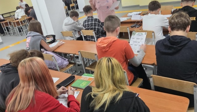 Лише 42% шкіл в Україні можуть продовжувати навчання під час тривог - МОН