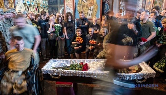 Атаки дронів, перший дзвоник в укритті й нова банкнота