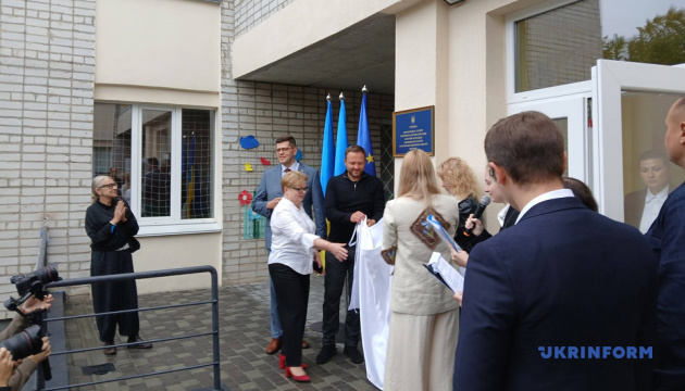 Estonian FM opens EDUHUB educational center for teachers in Zhytomyr