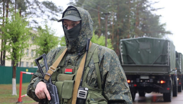 На заході Білорусі біля кордону з Литвою розпочалися військові навчання