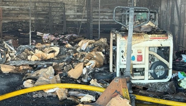 Almacén de la Fundación Olena Zelenska destruido en Kyiv por ataque ruso