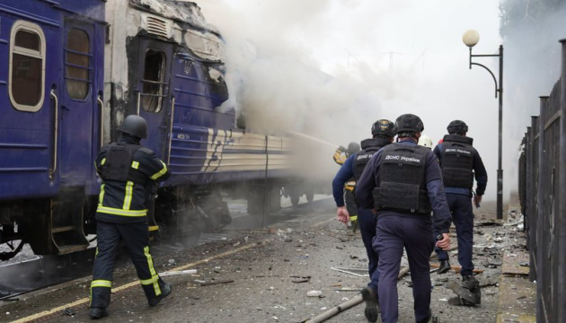 Russian propaganda fakes BBC, Guardian, Independent and Al Jazeera reports on train attack near Yahodyn