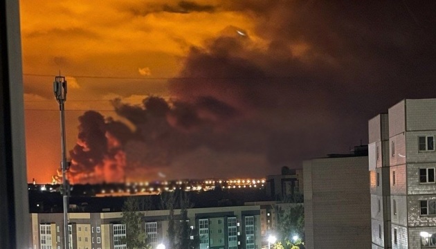 Rusya'nın Yaroslavl kentindeki petrol rafinerisine ve Rostov-na-Don'daki askeri havaalanına drone saldırısı - medya