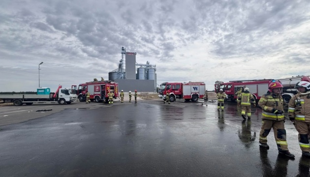 У Польщі на підприємстві вибухнули 10 газових резервуарів, є постраждалі