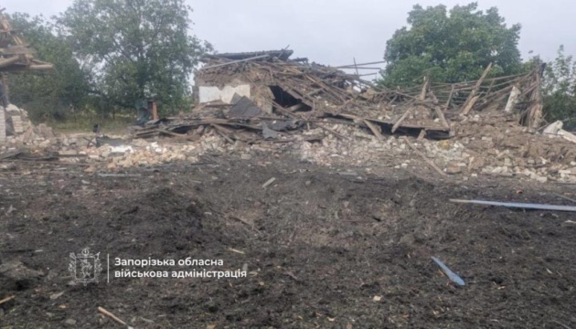 Війська РФ скинули КАБи на село біля Запоріжжя, пʼятеро поранених