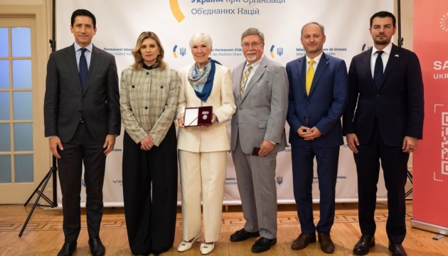 Олена Зеленська вручила орден княгині Ольги меценатці Гейл Міллер