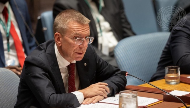 Рінкевичс в ООН: Латвія докладе максимум зусиль для повернення депортованих Росією українських дітей