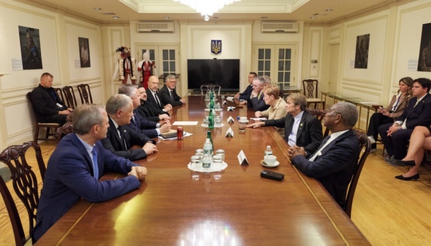 Росіяни вдарили по Києву балістикою, США мають можливість відреагувати сильно - Зеленський