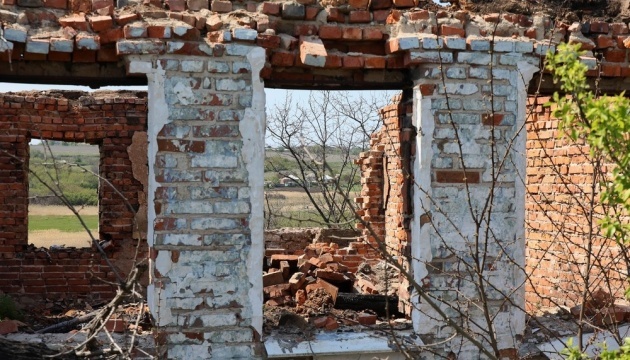 Russian forces strike two Dnipropetrovsk districts overnight, one person injured