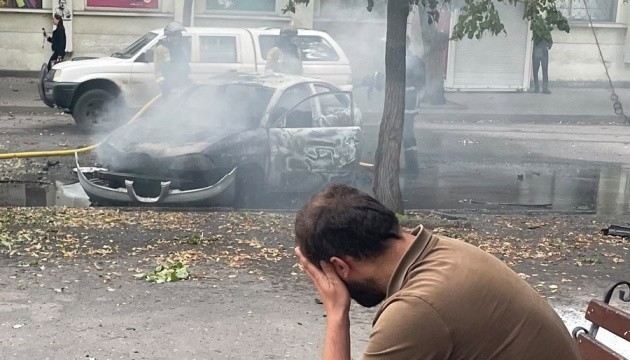 Russians attack foreign journalists' vehicle with drone in Sloviansk