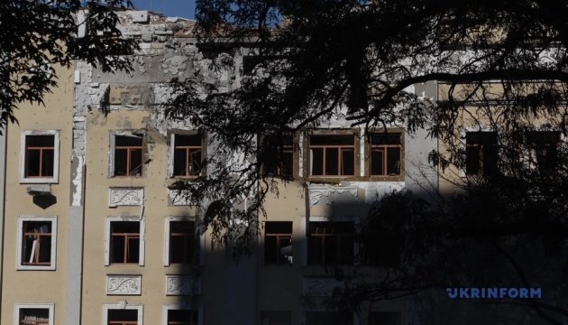 Gebäude des Hohen Justizrates in Kyjiw durch russischen Angriff beschädigt