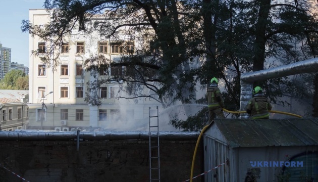 Injury toll after Russian drone attacks in Kyiv rises to 20, teenager killed