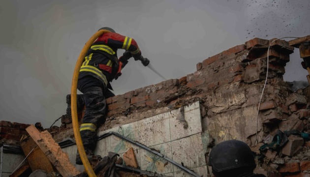 Dozens of homes, educational institution damaged, eight injured in Sumy after glide bomb strikes