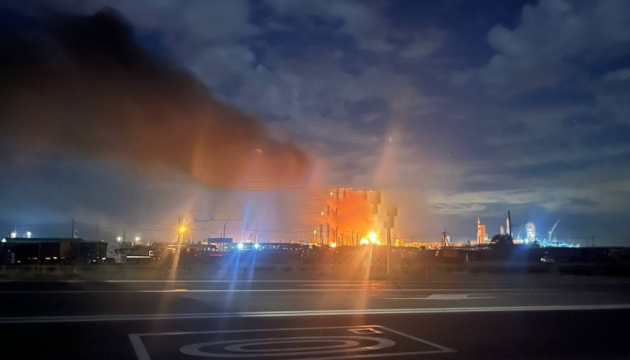 El Estado Mayor General confirma el ataque contra la refinería de petróleo de Ilski en el krái de Krasnodar 