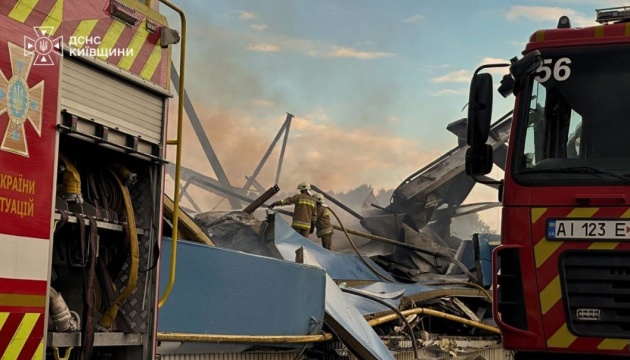 Fire at Kyiv Region Warehouse Extinguished After Russian Attack